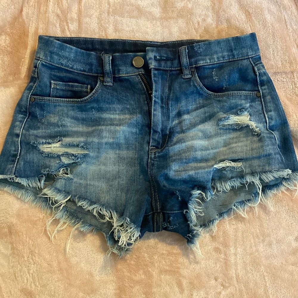 Blank NYC wedge shorts, size 25 women’s